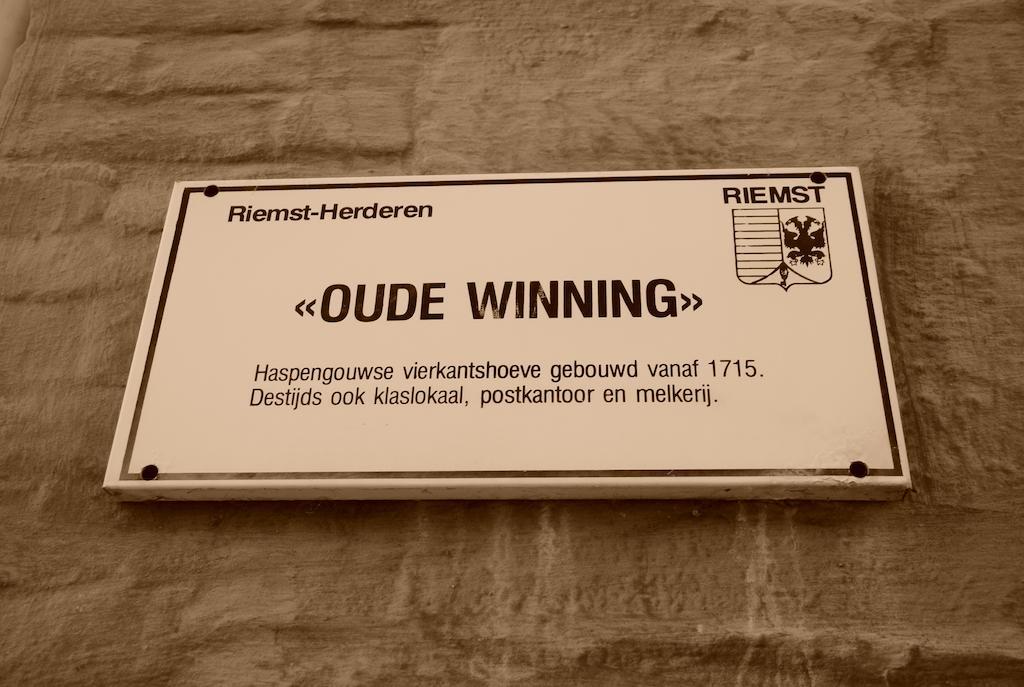 B&B De Oude Winning Riemst Eksteriør billede