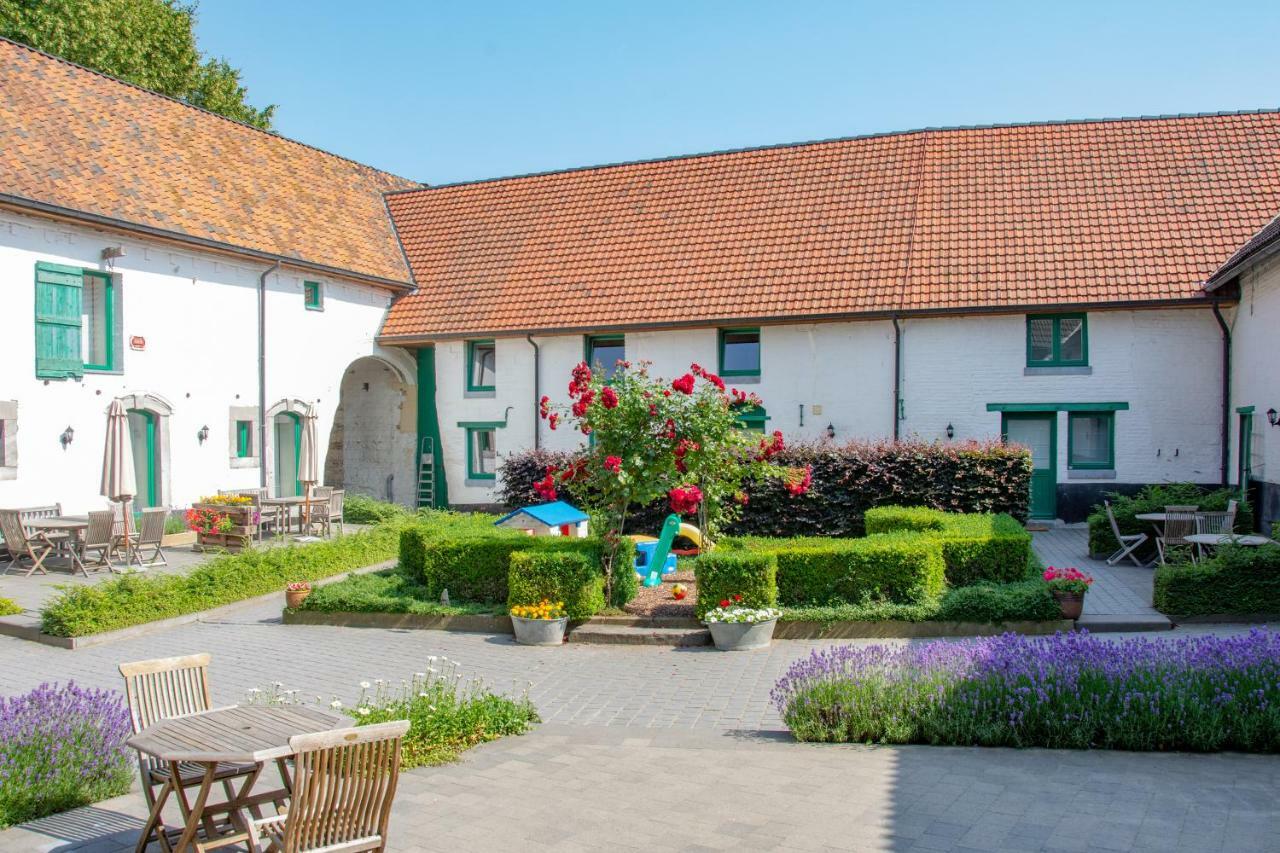 B&B De Oude Winning Riemst Eksteriør billede